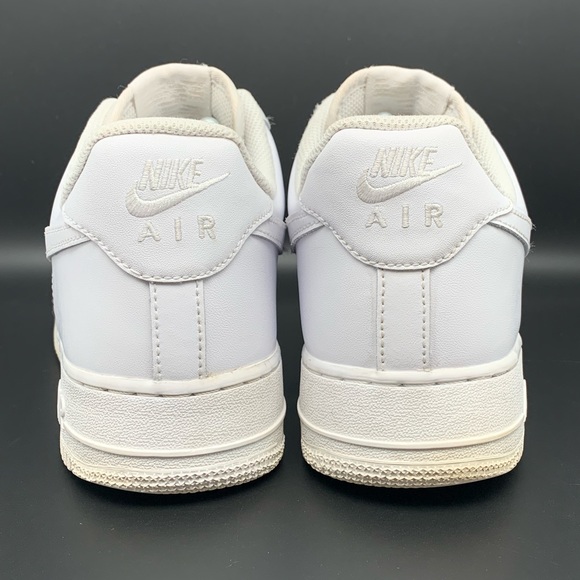 Nike Air Force 1s ‘07 Triple White Men’s Sz 10.5 - Picture 3 of 11